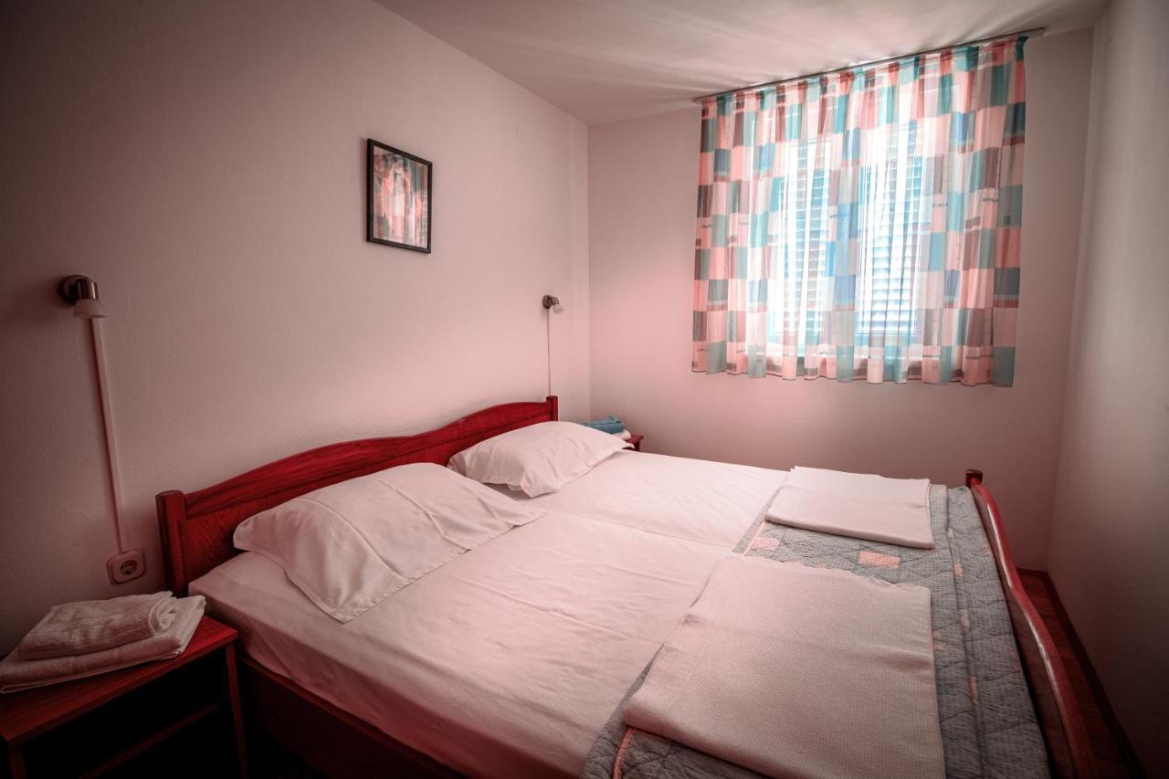 פג Apartments Mia מראה חיצוני תמונה